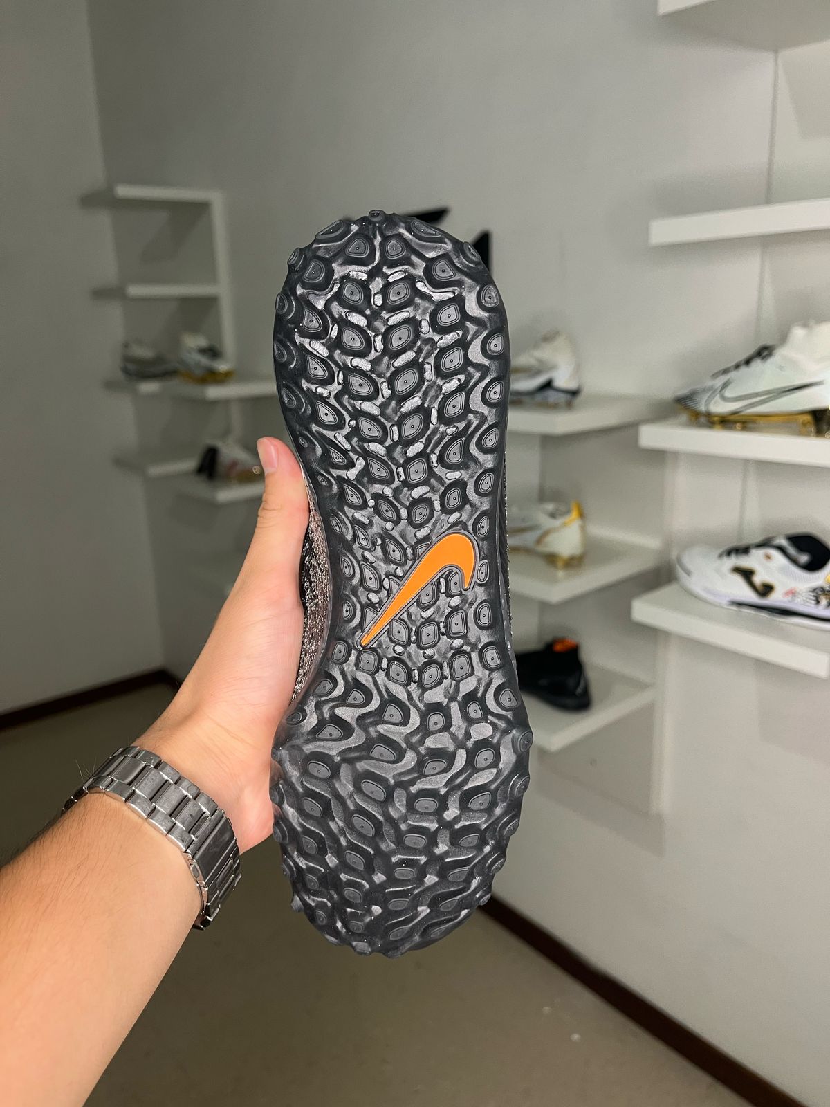 Chuteira Nike Phantom GX Society (PRONTA ENTREGA)